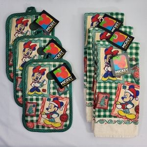 Mickey Unlimited Best Wishes Potholders And Kitchen Towels
